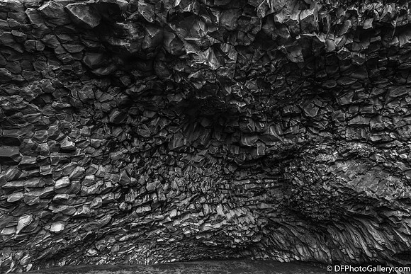 Hálsanefshellir Cave near Vik