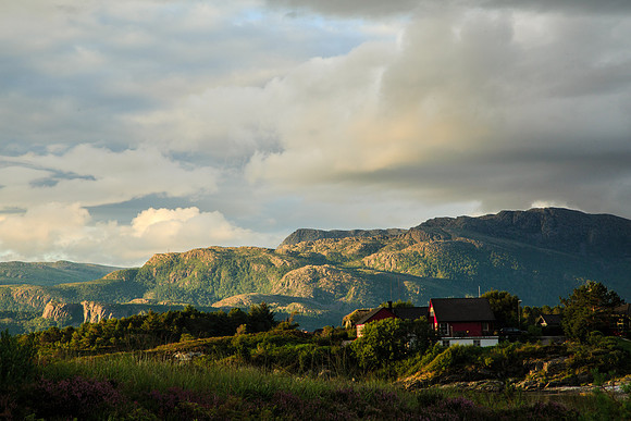 Coast line around Floro