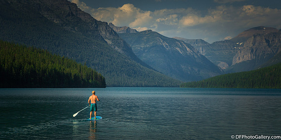 Around the McDonalt Lake in the Glacier National Park
