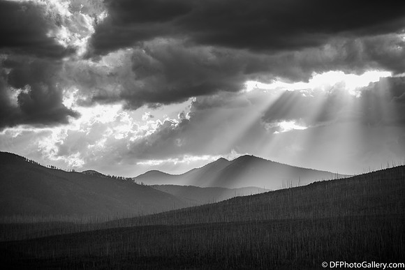 Around the McDonalt Lake in the Glacier National Park
