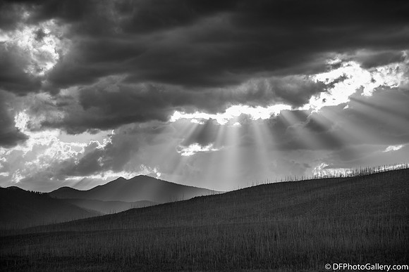 Around the McDonalt Lake in the Glacier National Park